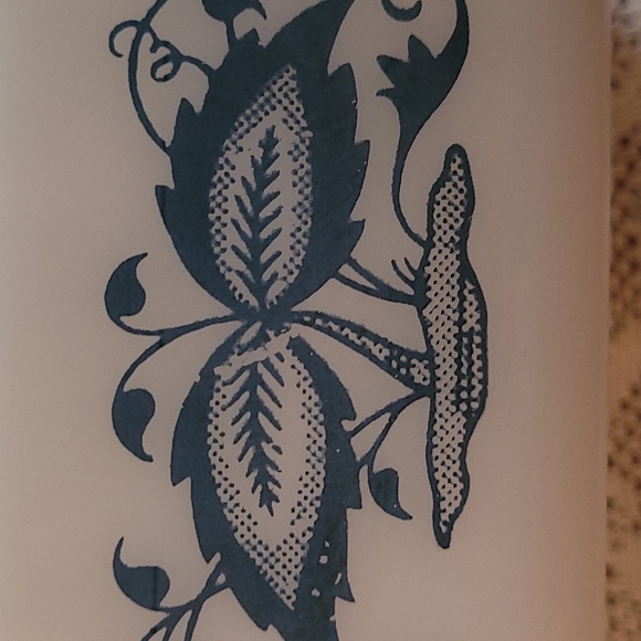 Glasbake Blue Onion Loaf Pan - Picture 4 of 4